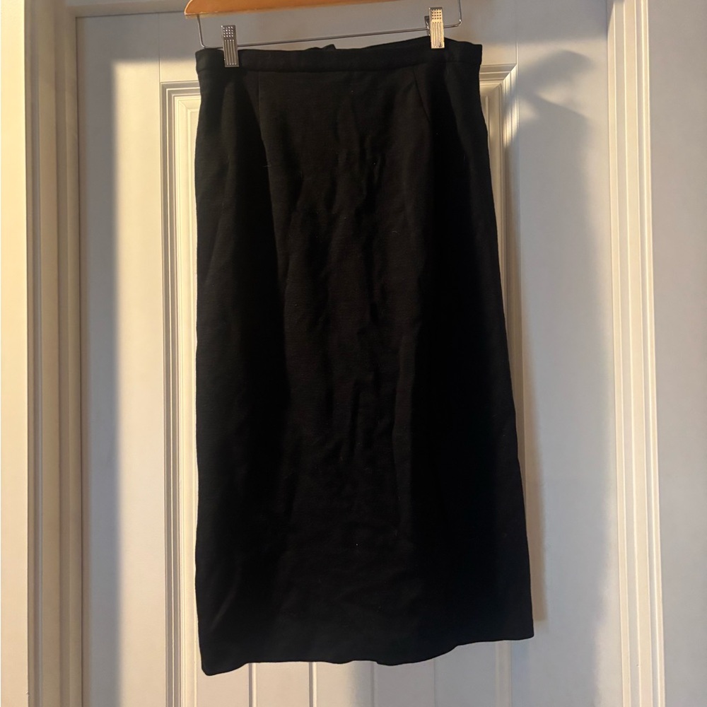 Peter Cohen Black 100% Wool Skirt | Size Small | Back Slit